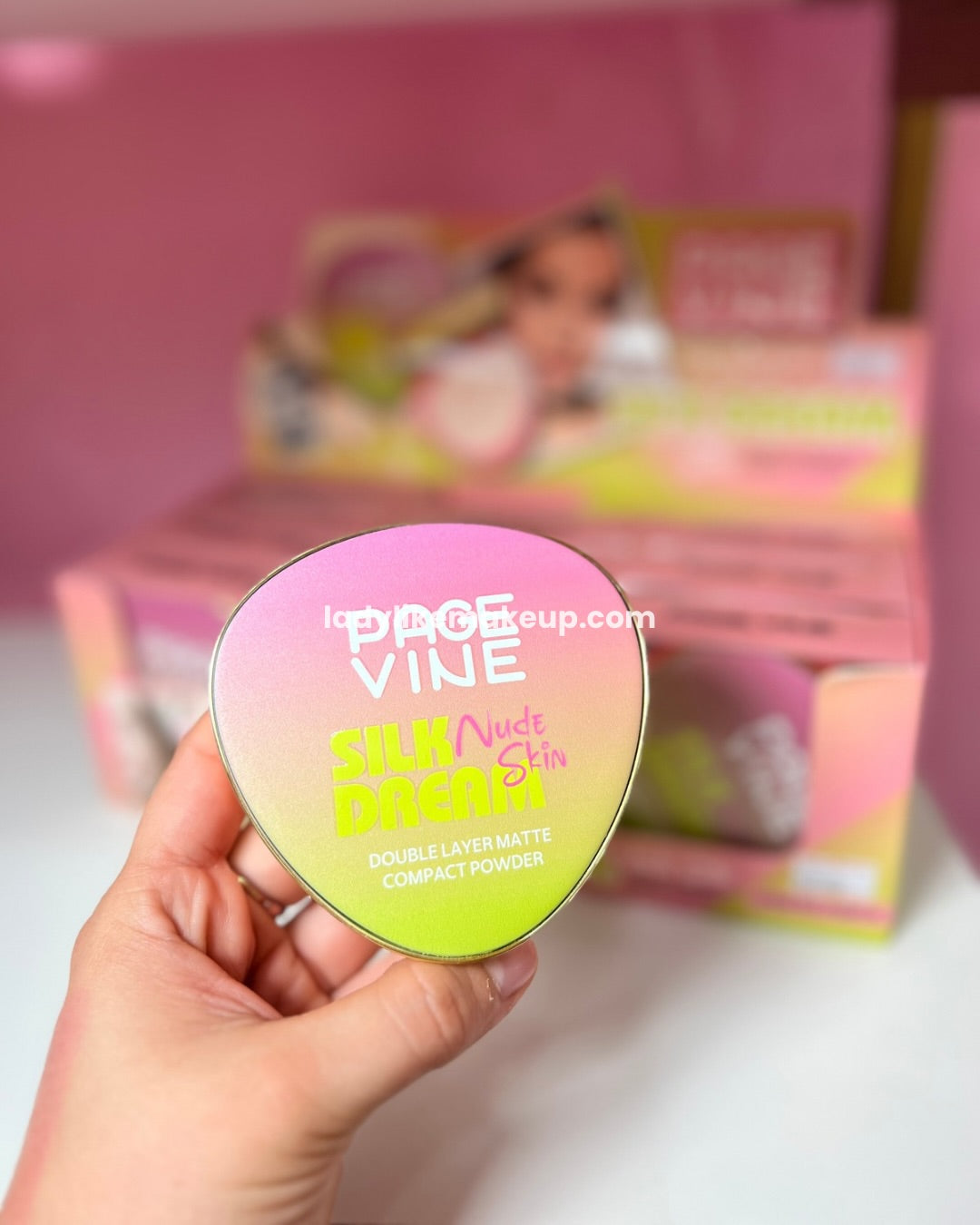 Silk Dream Nude Skin Powder Page Vine