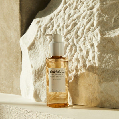 Skin1004 Madagascar Centella Light Cleansing OIl
